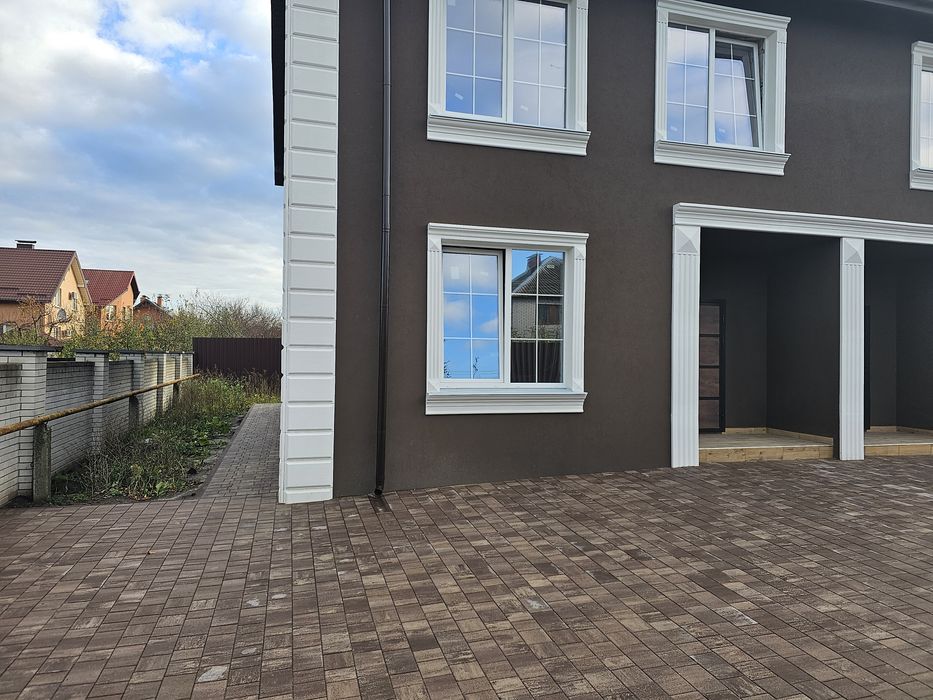 Продам танхауси м.Житомирі.Право власності.