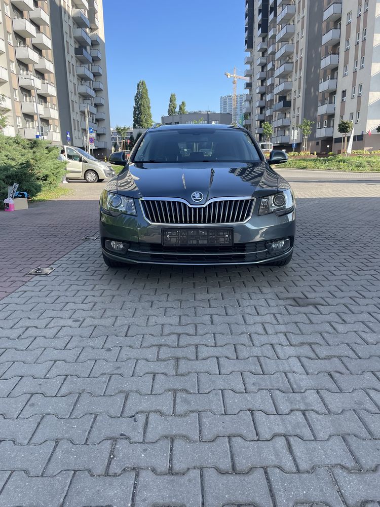 Skoda superb 2.0 tdi dsg z danii orginalny przebieg