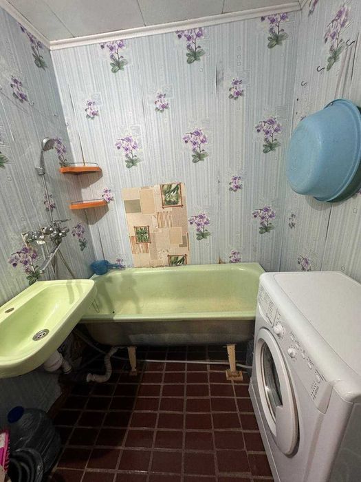 АРЕНДА 2-х комнатной квартиры ул ХРУСТАЛЬНАЯ, 8 (м-н Лазурный)