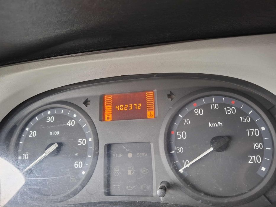 Renault Trafic II samochód gotowy do jazdy, po dużym serwisie