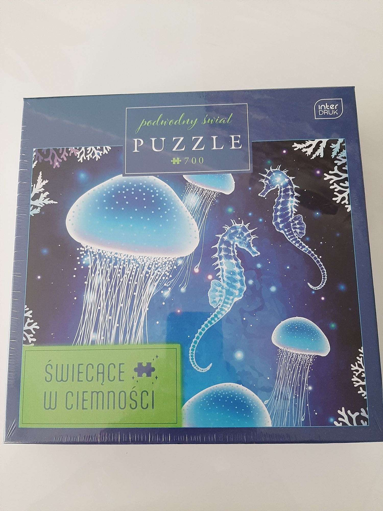 Puzzle świecące w ciemności