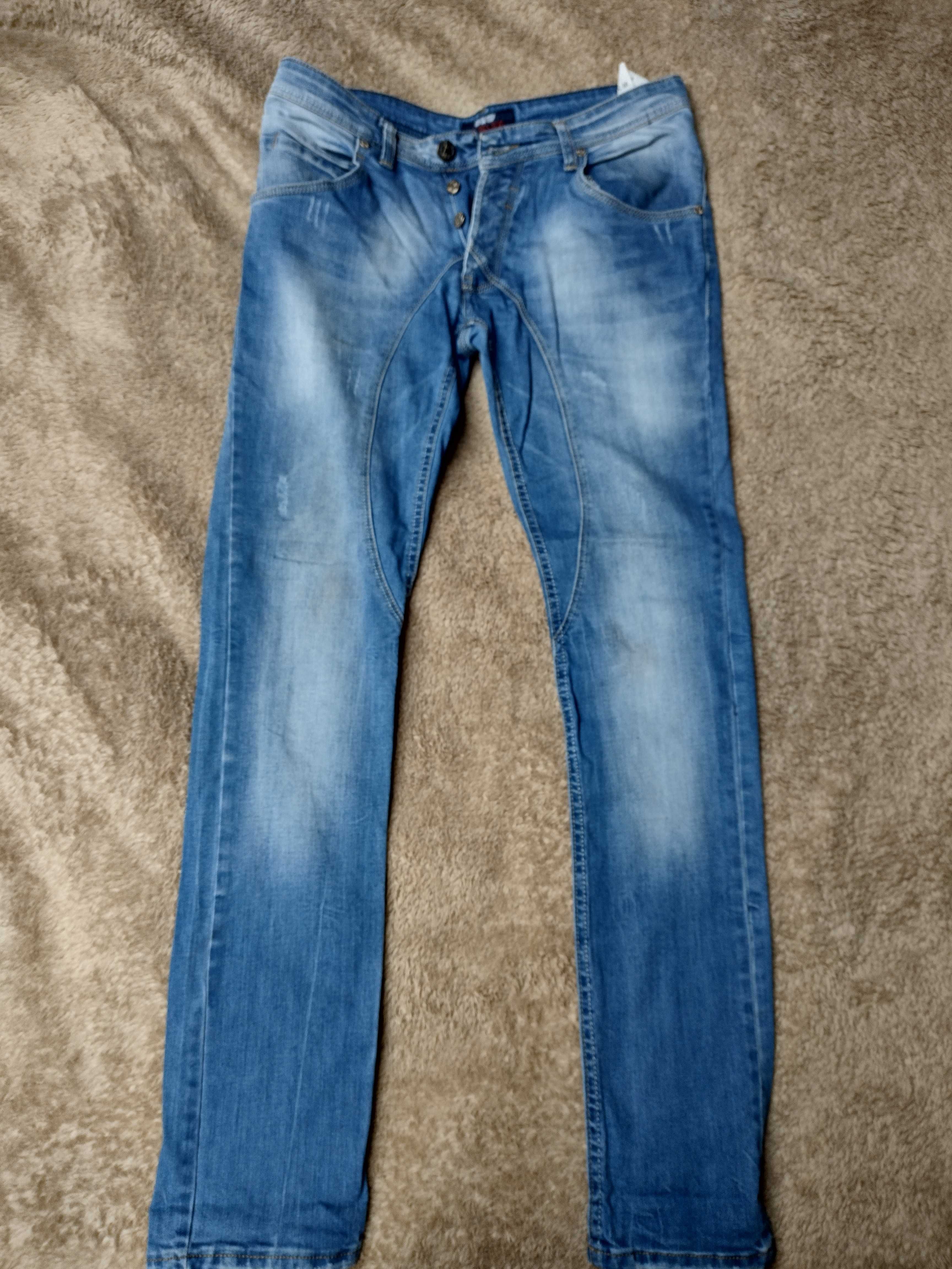 jeansy LEIF NELSON 32/34 + czarna koszula sportowa L/ 176