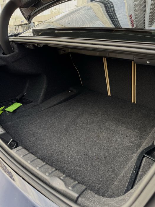 BMW 320i xDrive 2016 року