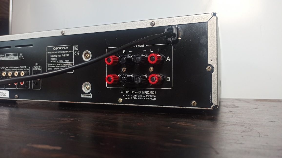 Wzmacniacz ONKYO A-9511 wysokiej klasy