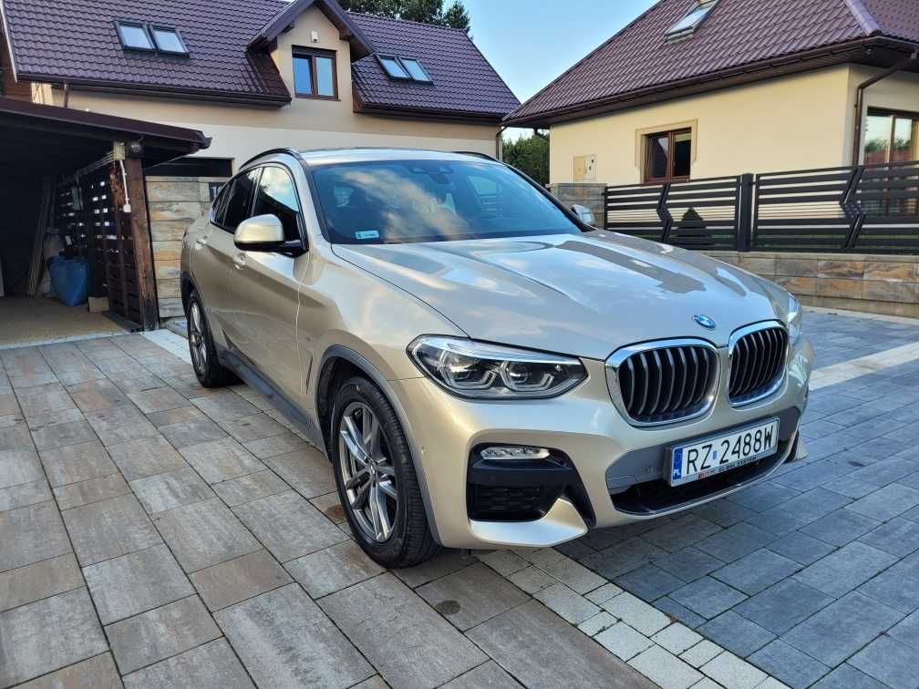 BMW X4 DRIVE 30I. Bardzo mały przebieg ,polski salon, M Pakiet ,FV