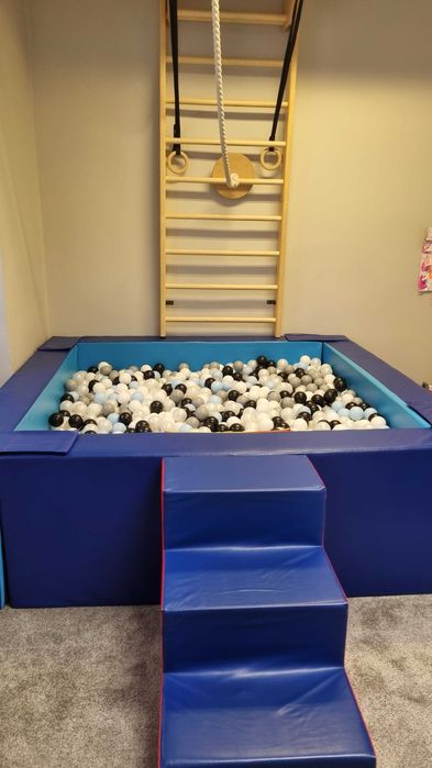 Basen z pilkami 2m x 2m x 60cm