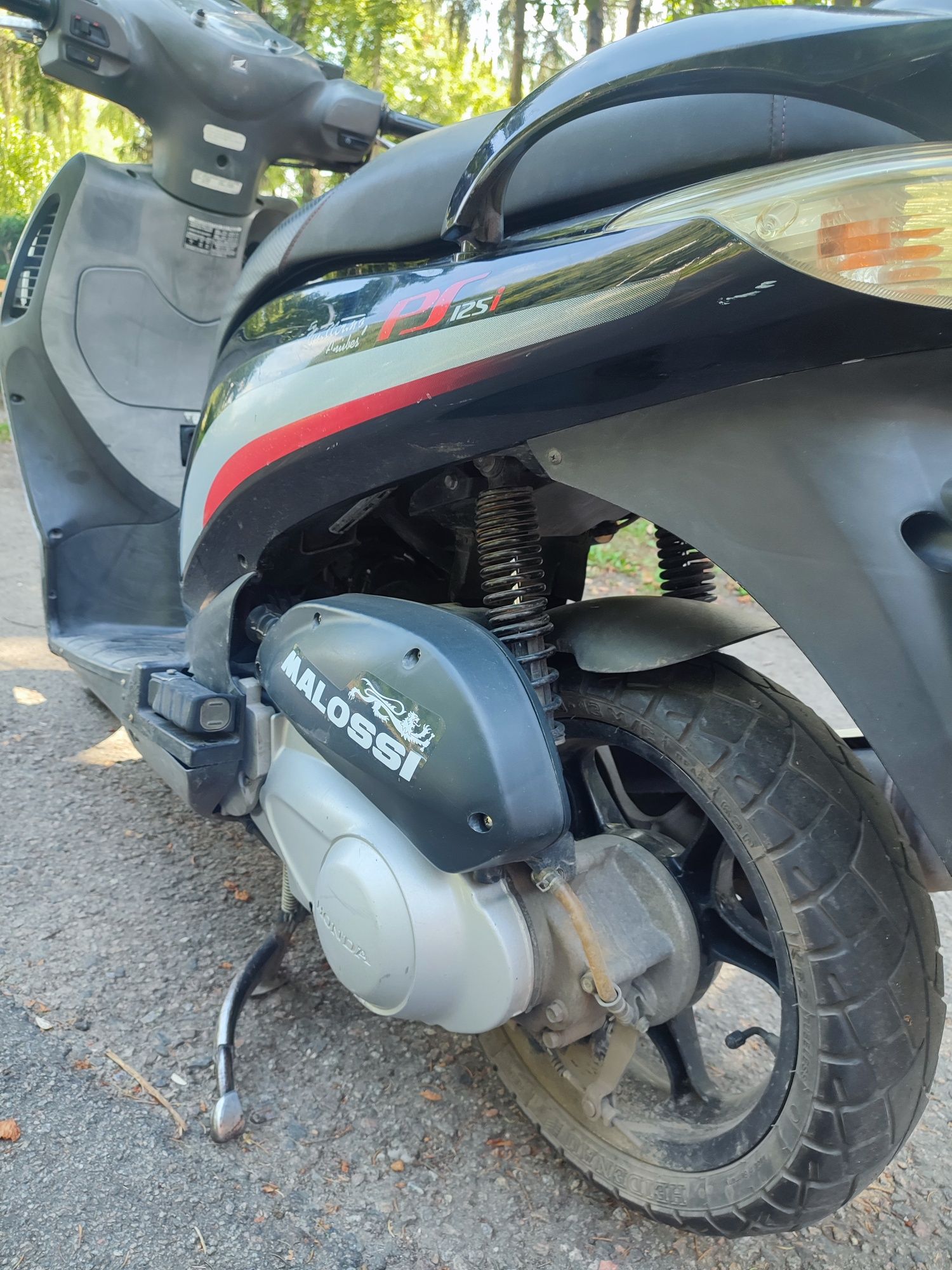Продам мопед Honda ps125i
