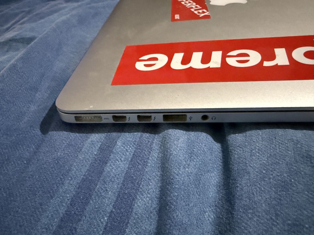MacBook Pro 2015 15” 256GB 16GB