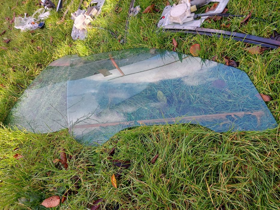 Częsći do bmw e39 wyprzedaż garażowa