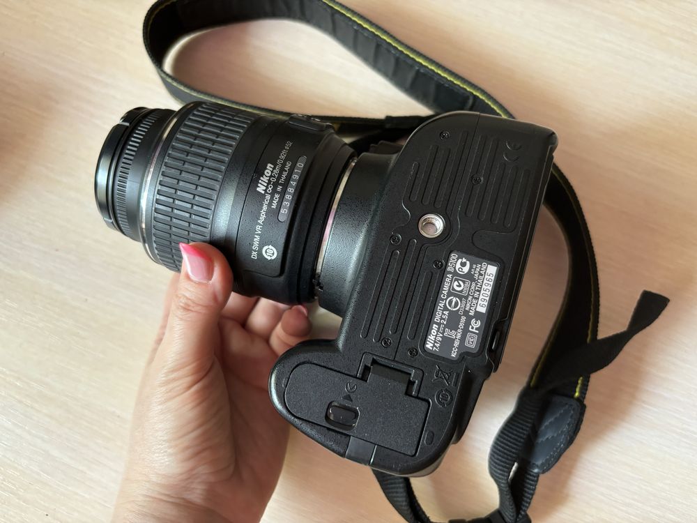 Nikon D-5100 в ідеальному стані