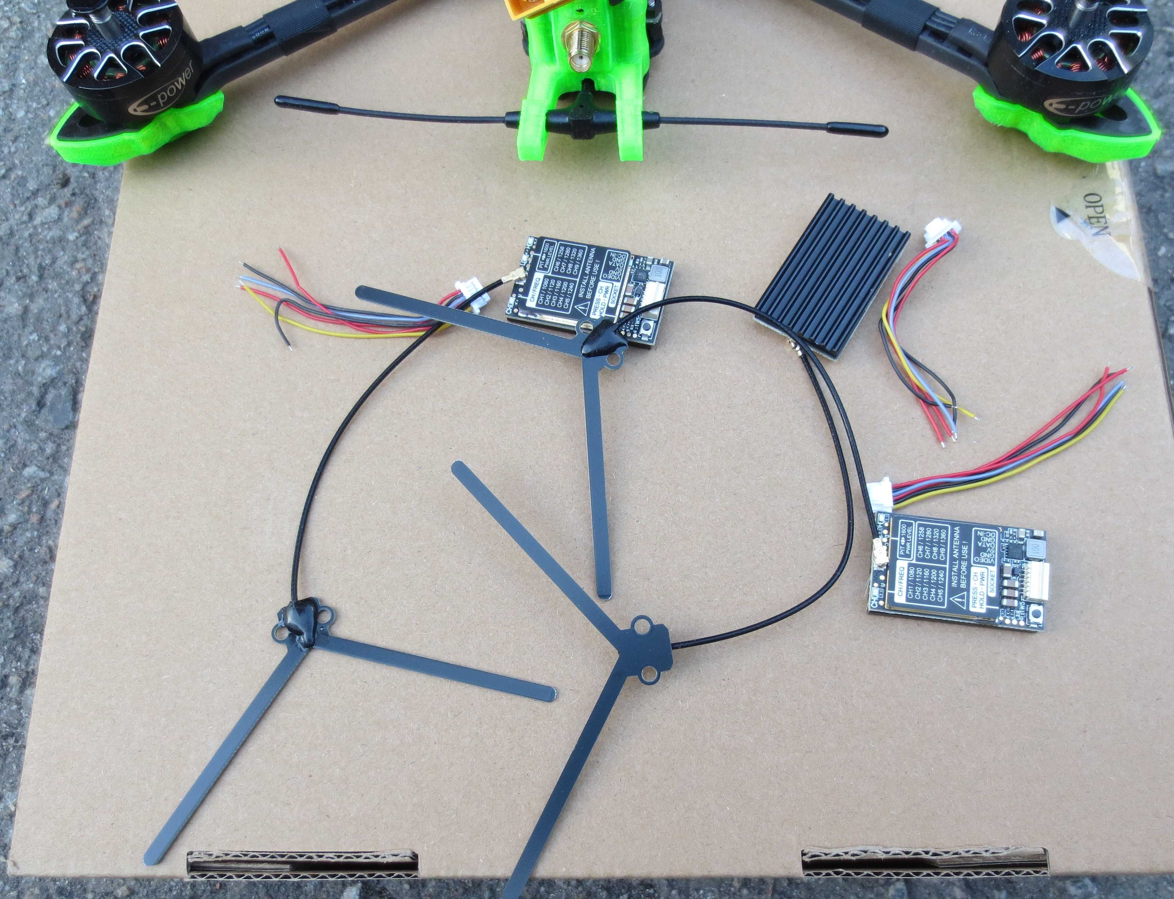 FPV дрон PNP F405 FC, 60A,5,8G,915Mhz ELRS.  Модуль передатчика.