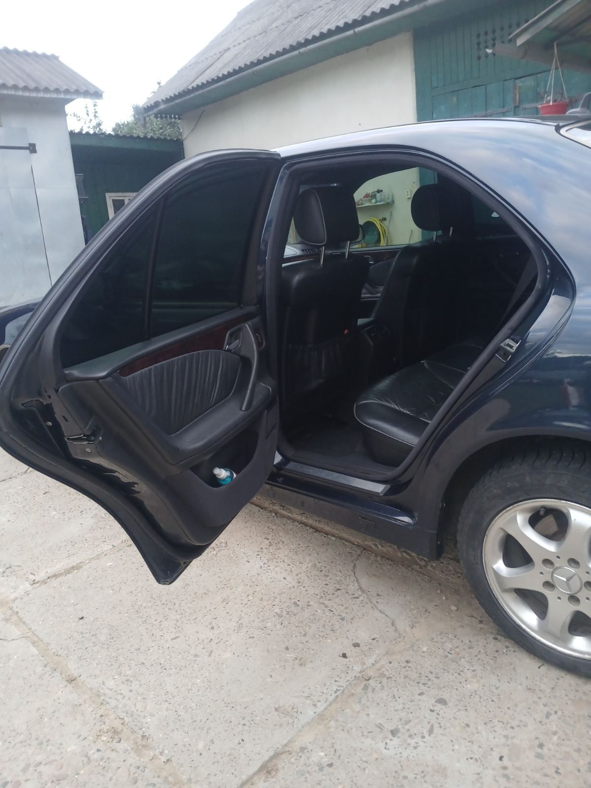 Продам гарний автомобіль у хорошому стані