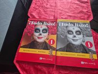 Książka i ćwiczenia  do języka hiszpańskiego liceum, technikum