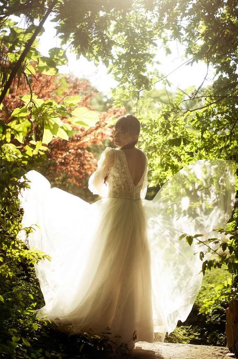 Suknia ślubna WIWA z odpinanymi rękawami + welon gratis