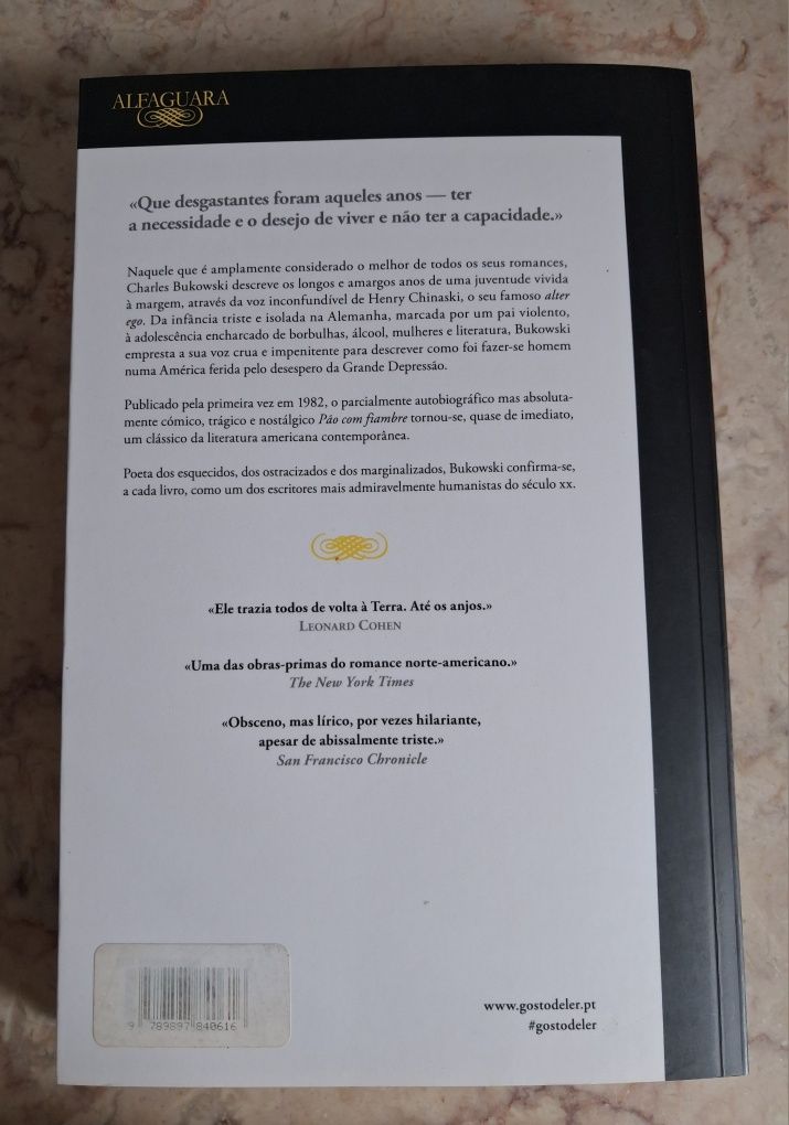 Charles Bukowski, "Pão com Fiambre"