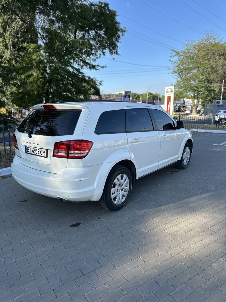 Продаю власний автомобіль Dodge Journey