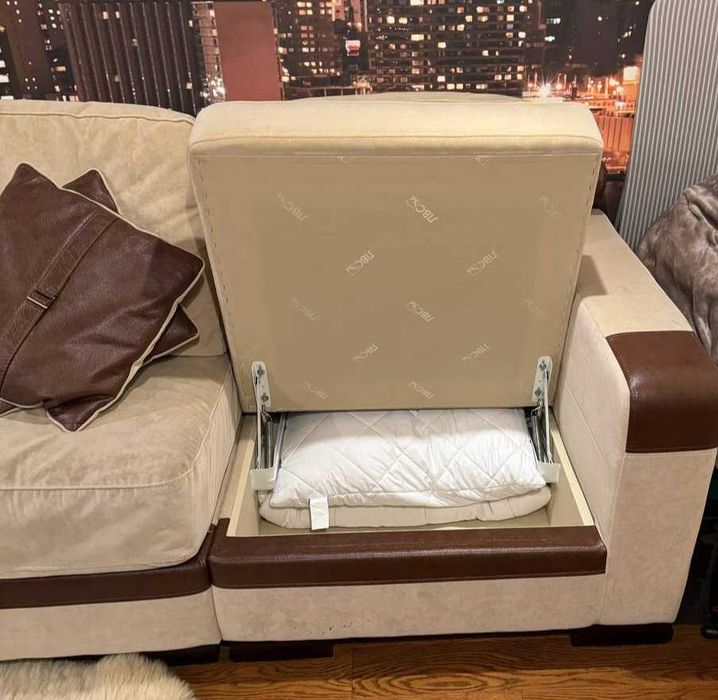 Диван , розкладний з матрасом