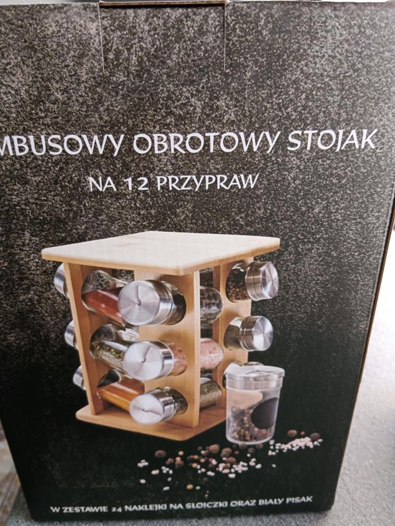 Bambusowy obrotowy stojak na przyprawy