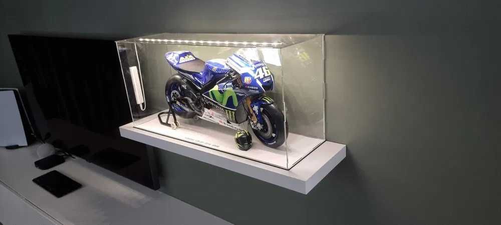 Caixa Expositor para YAMAHA YZR - Modelo ESCALA 1/4