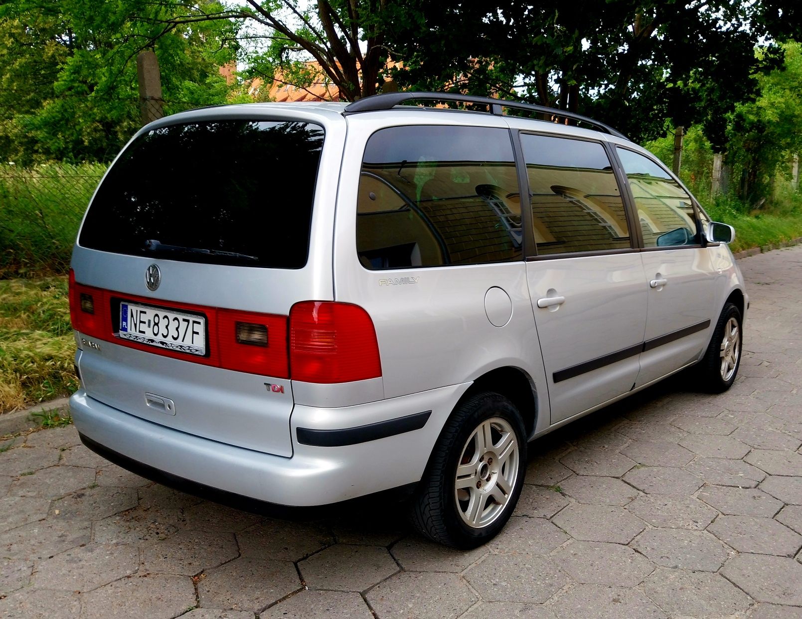 Volkswagen SHARAN rok 2002 poj.1.9 TDI 7 osób