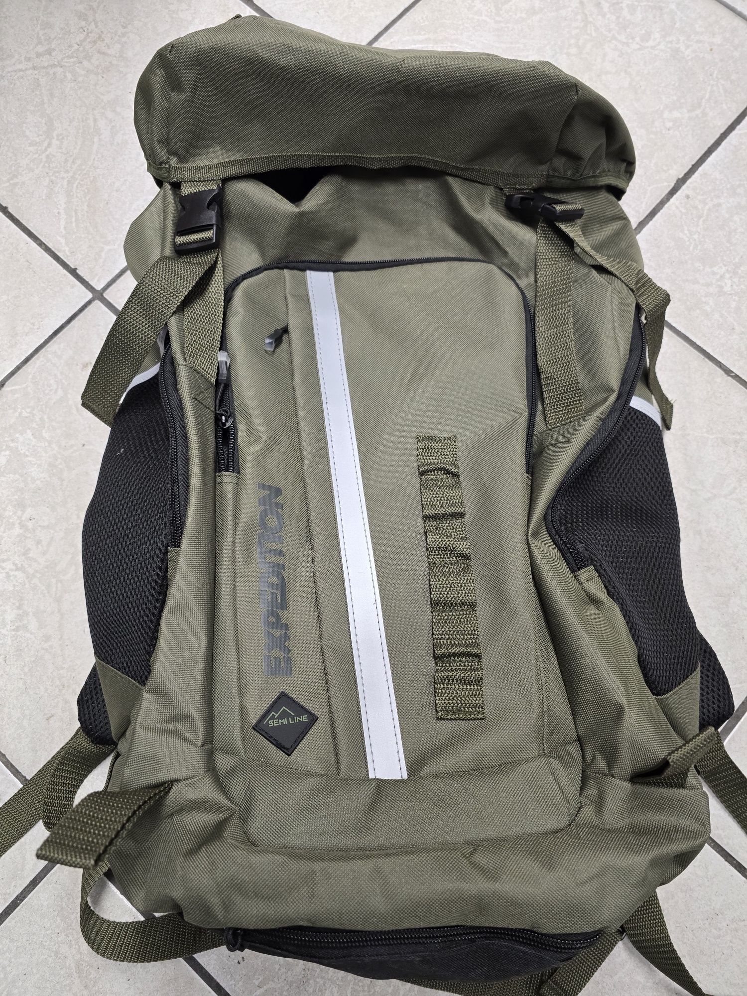 Semiline Expedition  plecak podróżny Soumaila khaki 55 x 33 x 24cm