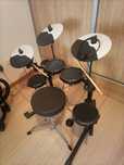 Bateria elétrica criança