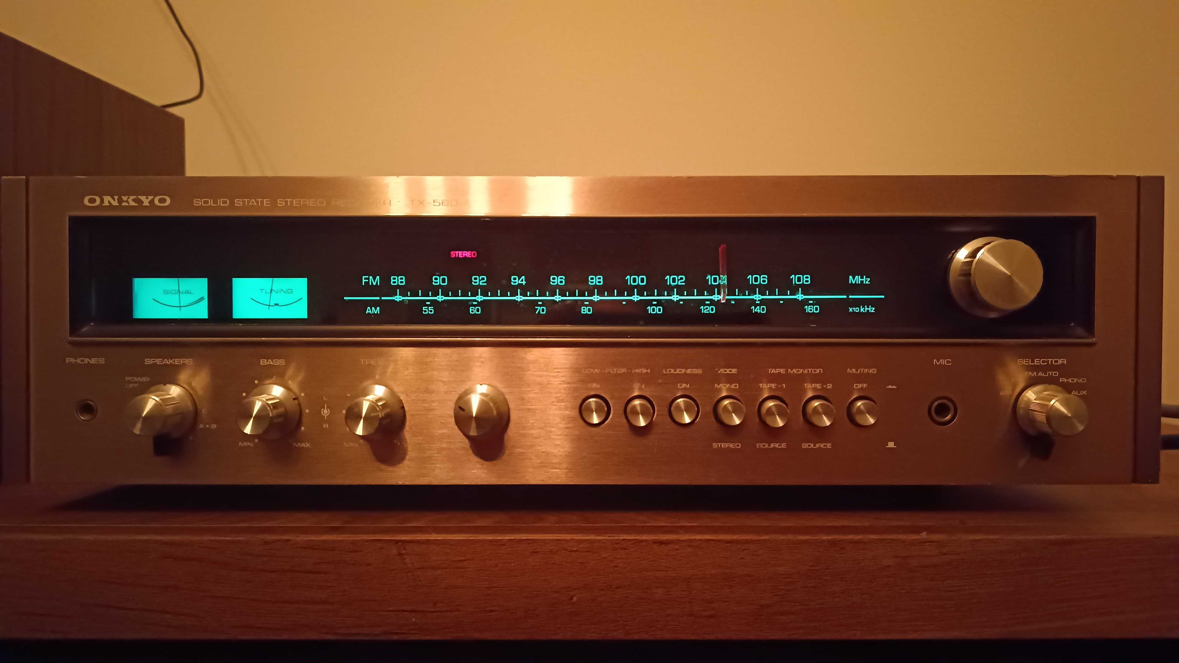 Amplituner Onkyo TX-560