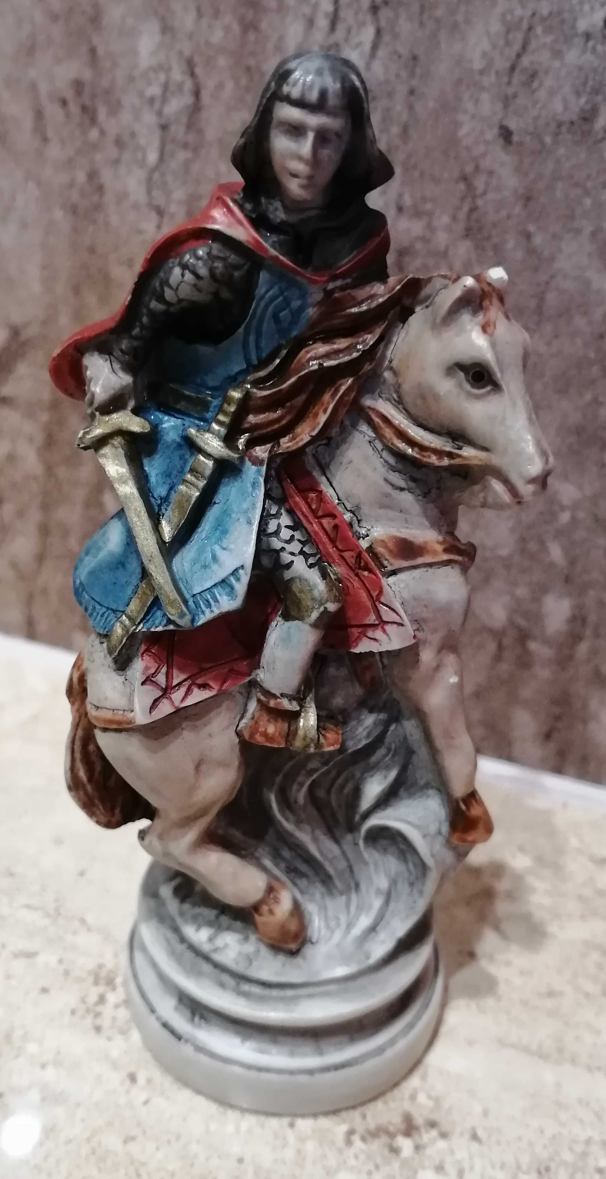 Figurka szachowa - rycerz na koniu - De Agostini