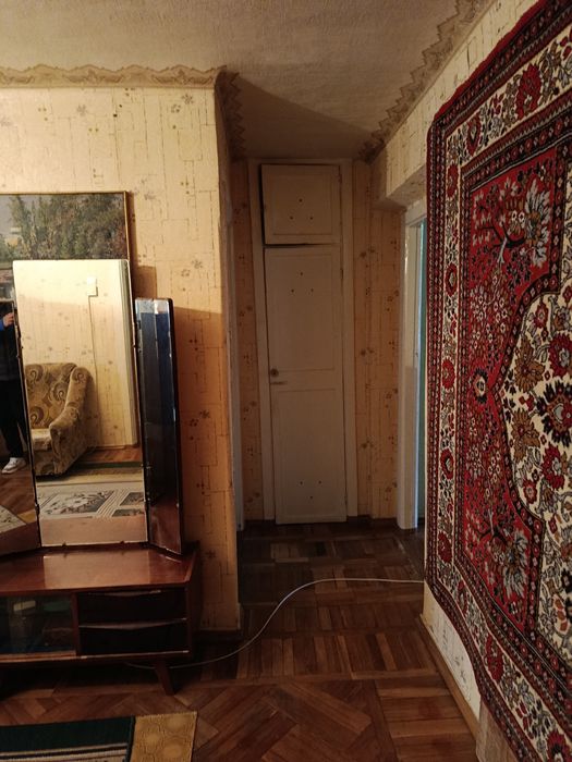 Продається 3-х кімнатна квартира в р-ні дендропарку