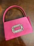 Bolsa em cetim rosa