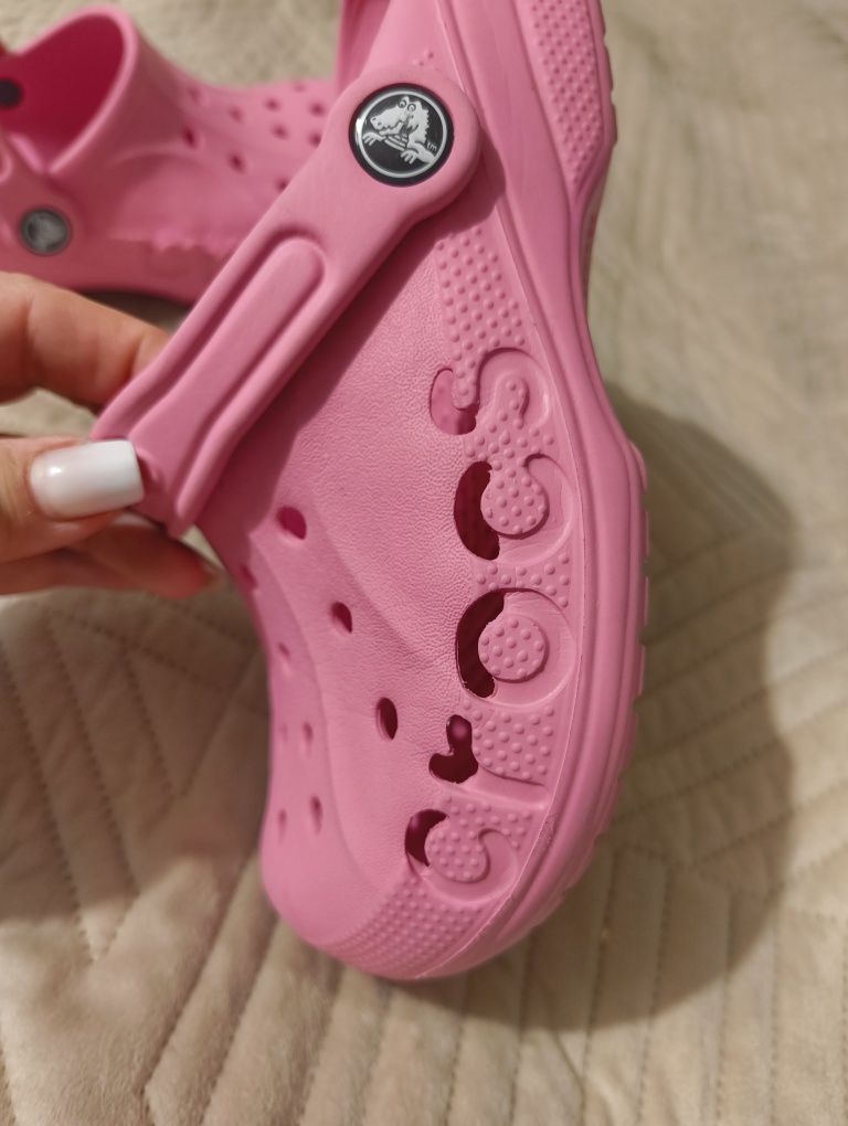 Klapki sandały Crocs r.35