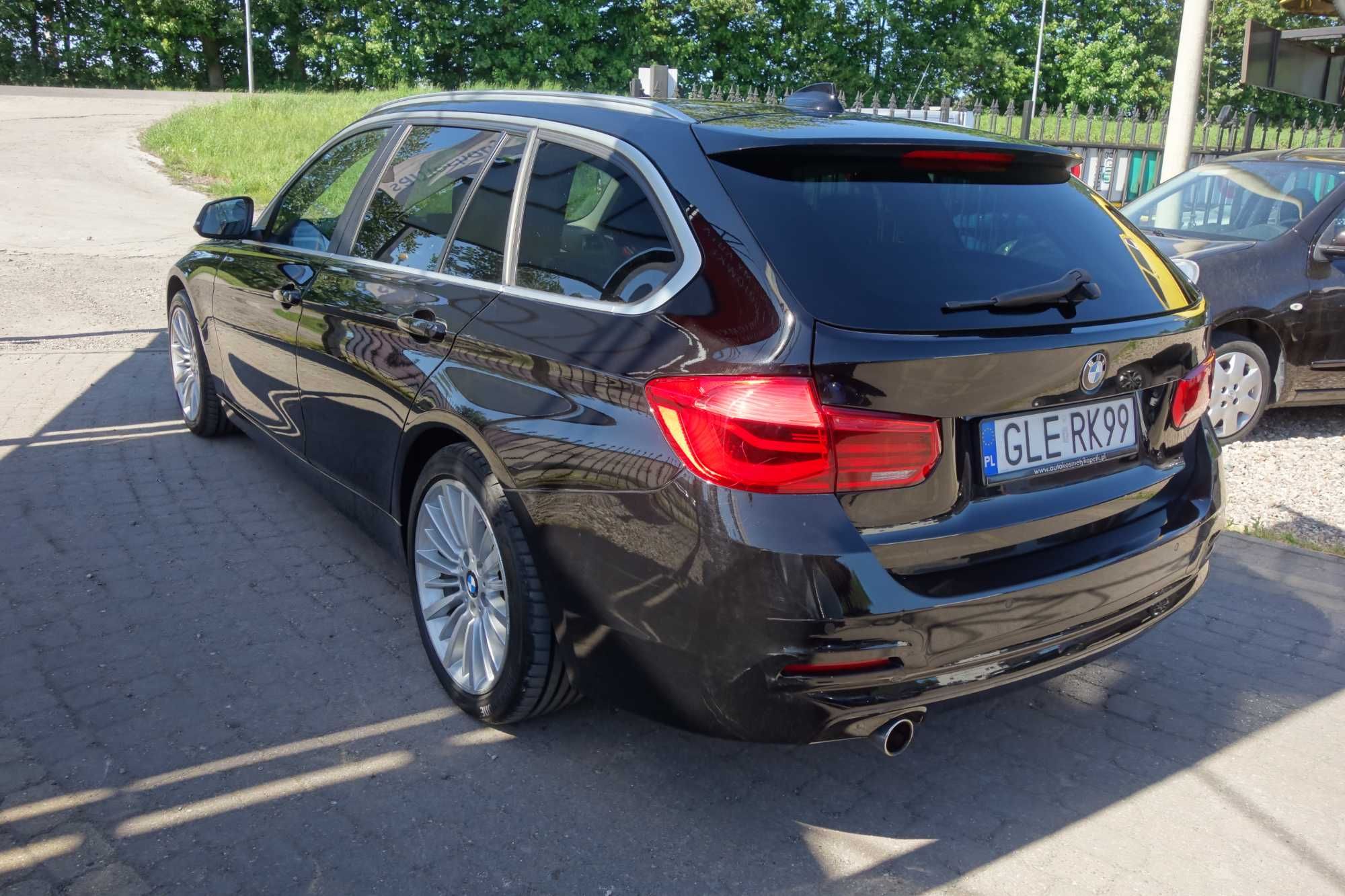 BMW 320d 150KM Nowy rozrząd Navi el.Klapa Pół Skóry AUTOMAT