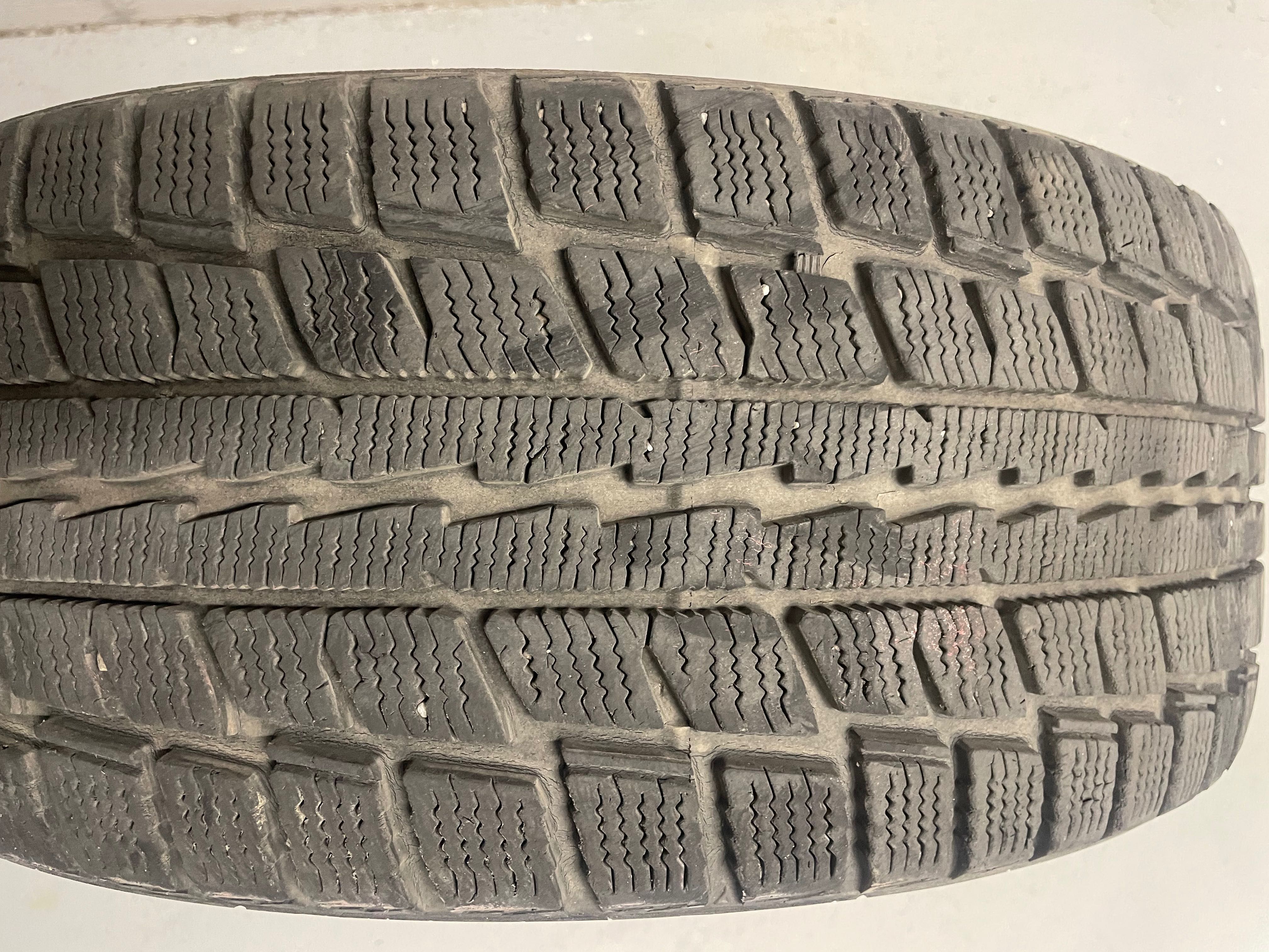 Felgi oryginalne Audi a4b8 7.5J 16H2 ET45 + opony DUNLOP 205/55/16