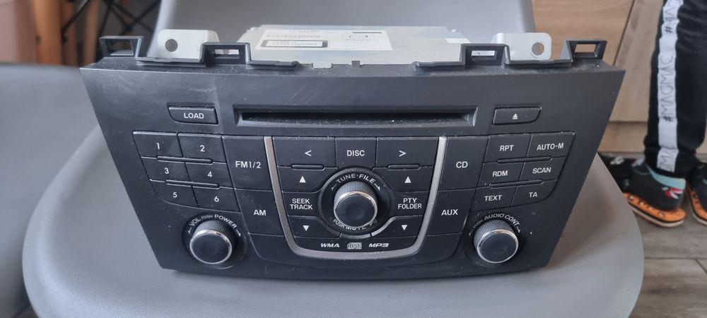 Radio mazda 5 cw 2011