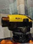 Niwelator optyczny Stanley AL24.