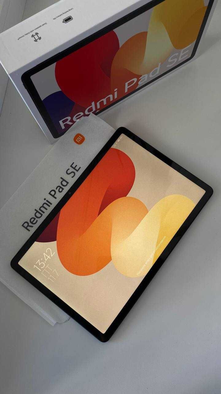 Новенький планшет Xiaomi Redmi Pad SE 256GB 8GB + клавіатура