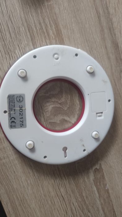 Waga kuchenna Tchibo czerwona