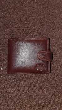 Кожаный мужской кошелёк
