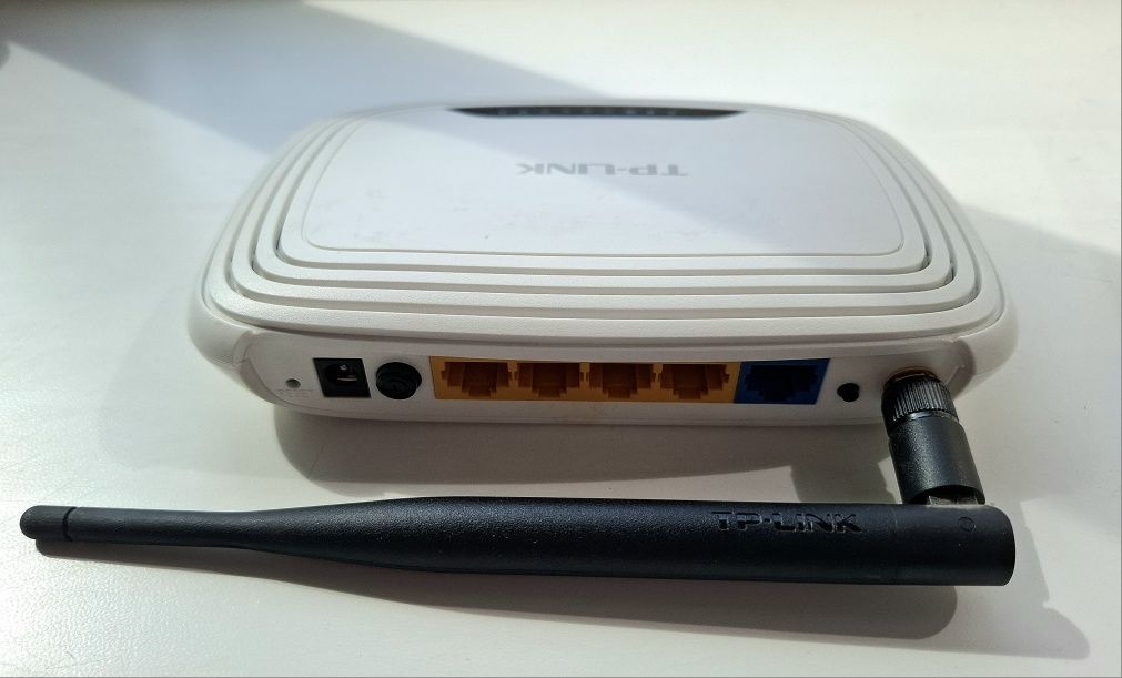 (Неробочий) Бездротовий маршрутизатор TP-LINK TL-WR741ND