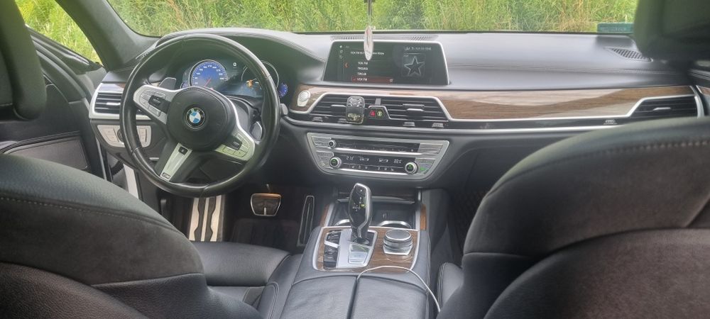 Sprzedam bmw 7 g11
