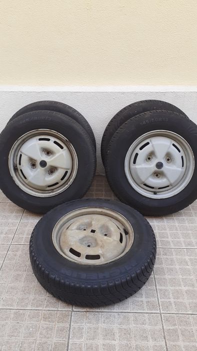 Citroen Visa 5 Jantes 185€ /3 Pneus 60€/5 Frisos 50€