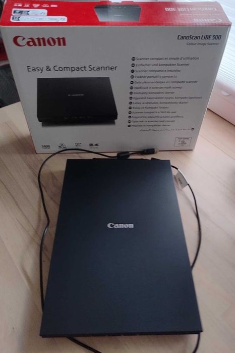 CANON CANOSCAN LIDE 300 skaner 2400x2400 dpi 48-bit A4