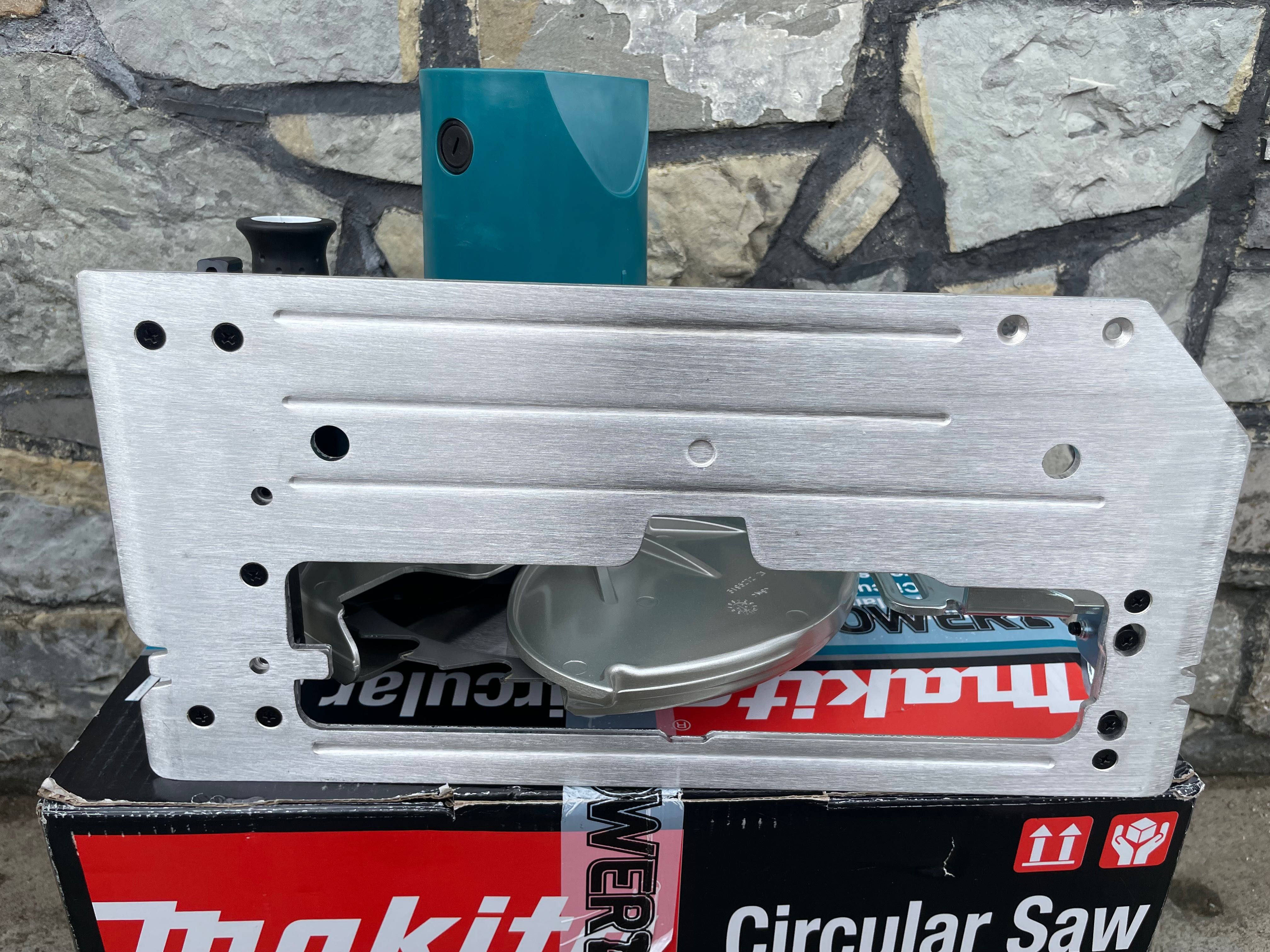 Makita HS0600/дискова пила макіта 220в
