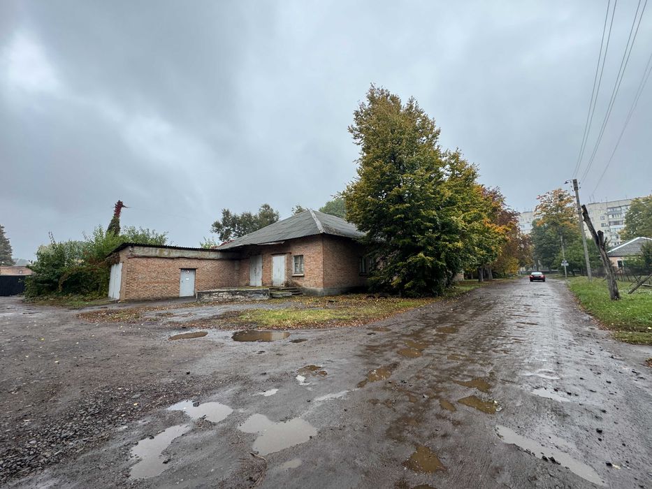 Продаж приміщення під склад/виробництво по вул. Чорновола