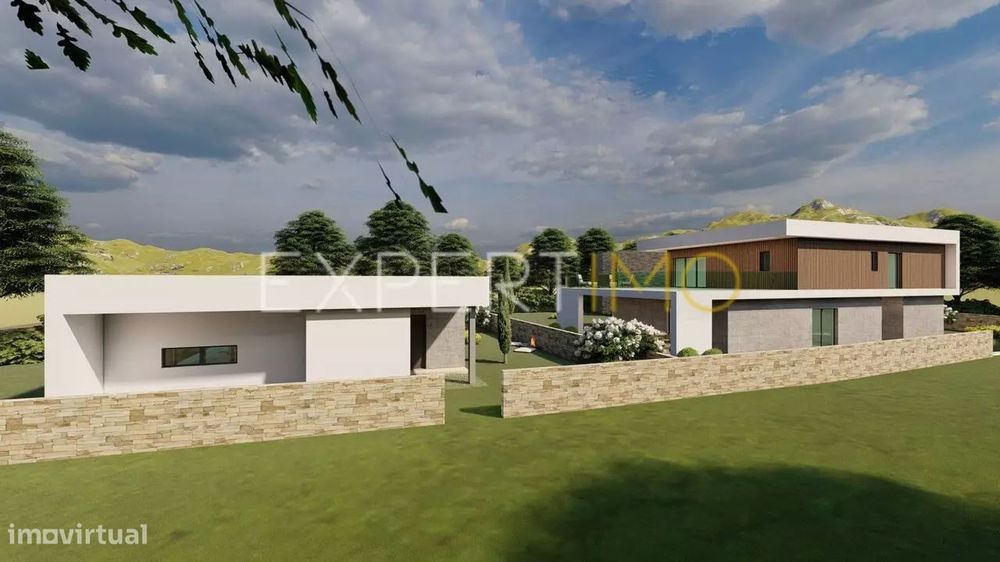 Terrenos urbanos para construção de moradias em Eirô, Santa...