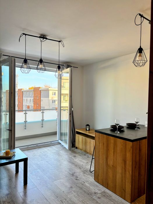 Mieszkanie, które „mówi” Zostań- osiedle Karoliny 13