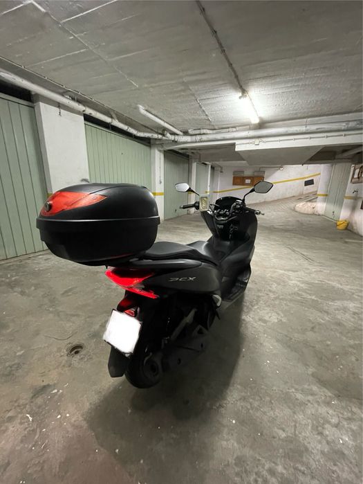 Honda PCX 125 / 12600km