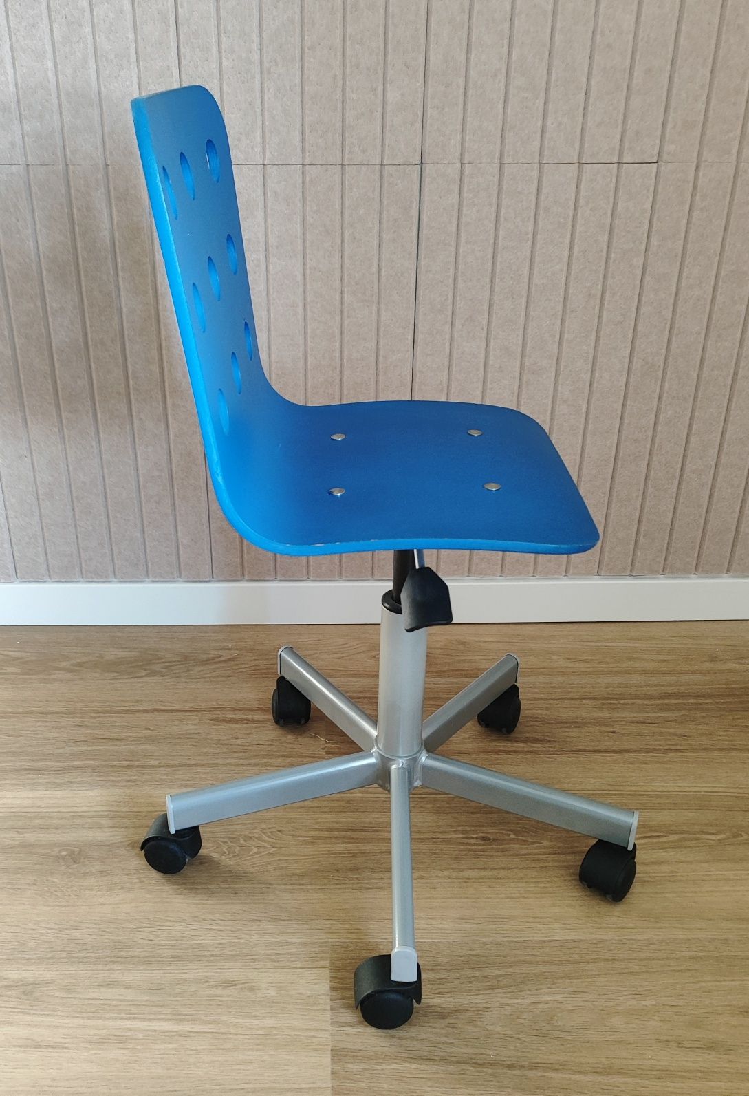 Cadeira secretária para criança Jules (IKEA)