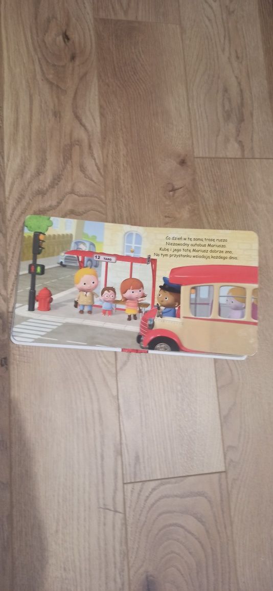 Książka z serii Mały Chłopiec Autobus Mariusza
