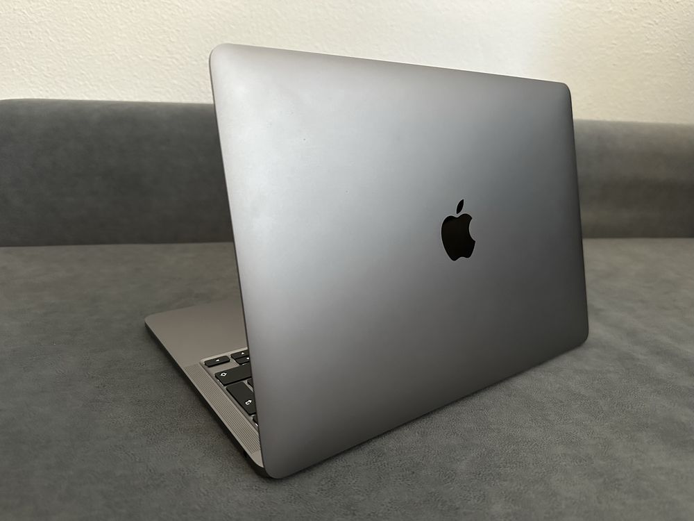 MacBook Pro 13” M1 2020